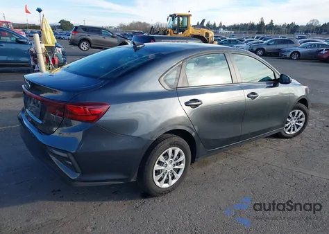 2021 Kia Forte Fe из США, поврежденный, VIN 3KPF24AD6ME313595